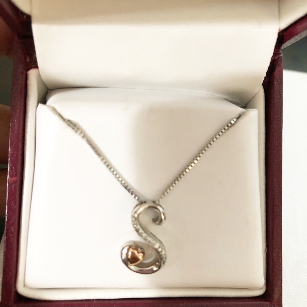 Helzberg Diamond I am loved diamond pendant - Picture 4 of 7